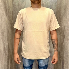 Remera basica over