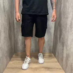 bermuda cargo negra c6