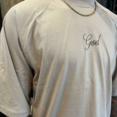 Remera Boxy God beige - DLO