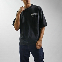 REMERA BOXY NEGRA