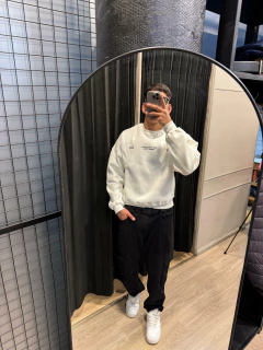 Buzo frisado imagine