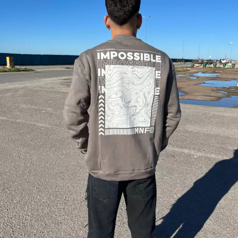 Buzo frisa over impossible