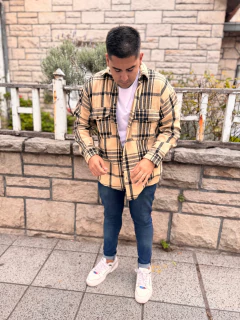 Camisa leñadora beige en internet