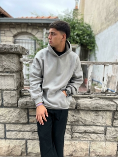 Canguro frizado liso gris - comprar online