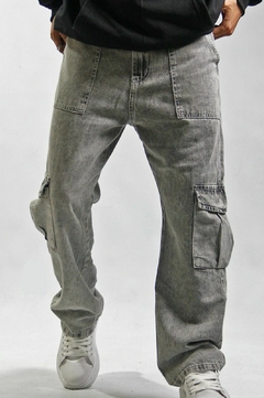 JEAN MOM CARGO GRIS C65 - comprar online