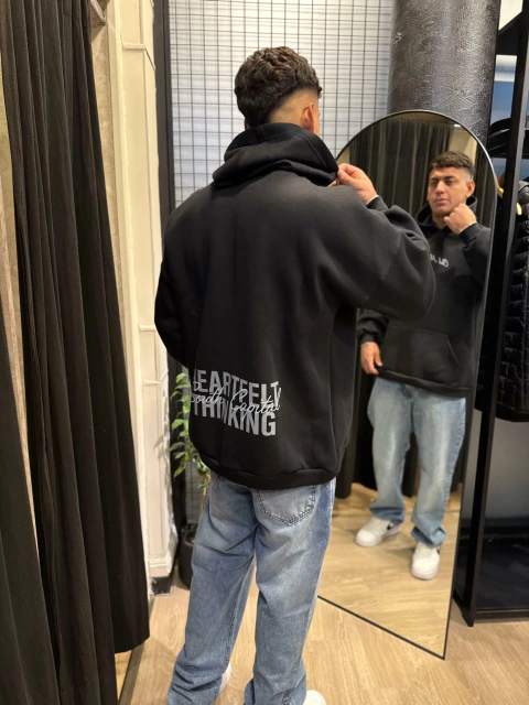 Canguro over friza club mnf negro - comprar online