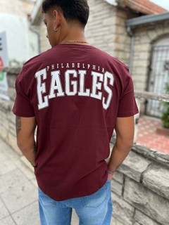 Remera cumplida Eagles bordo - comprar online