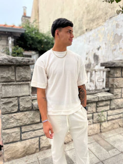 Remera panal over en internet