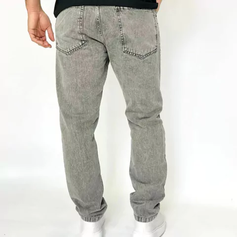 Jean mom gris c70
