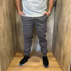 Jogger gris topo en internet