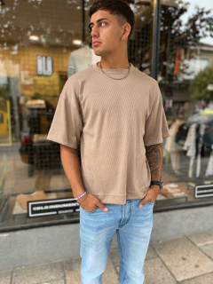 Remera panal over - comprar online