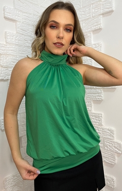 Blusinha Gola Alta Lisa na internet