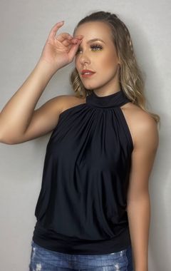 Blusinha Gola Alta Lisa