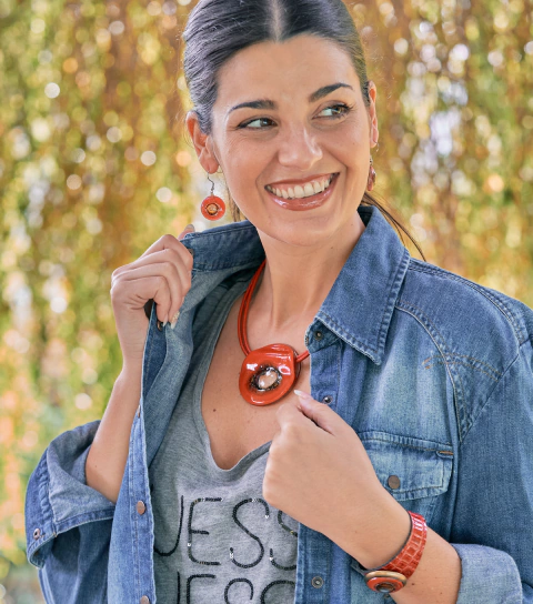 Collar Dafne Rojo 25