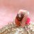 anillo color coral de vidrio hecho a mano