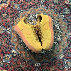 Nike Air Force 1 Suede