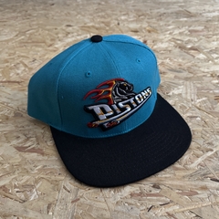 SnapBack Mitchell & Ness Detroit Pistons NBA
