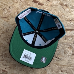 SnapBack Mitchell & Ness Detroit Pistons NBA en internet