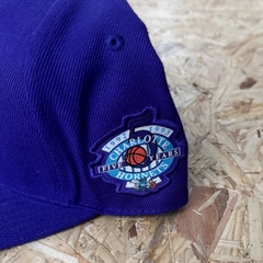 Gorra cerrada Mitchell & Ness Charlotte Hornet NBA en internet