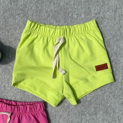 SHORT con puños limon