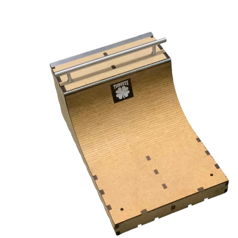 Quarter Com Corrimão Threeze Ramps