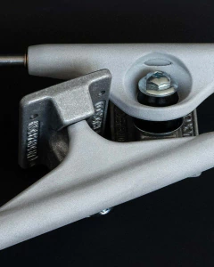 Truck Independent 149mm Stage 11 Inverted Kingpin Raw - da Batata Skate Shop