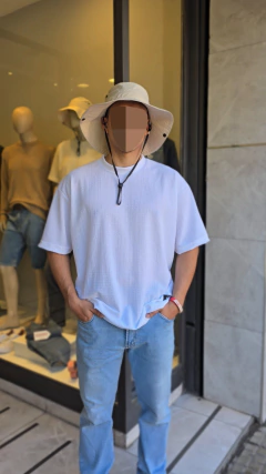 Remeras Oversize Desagujadas - tienda online