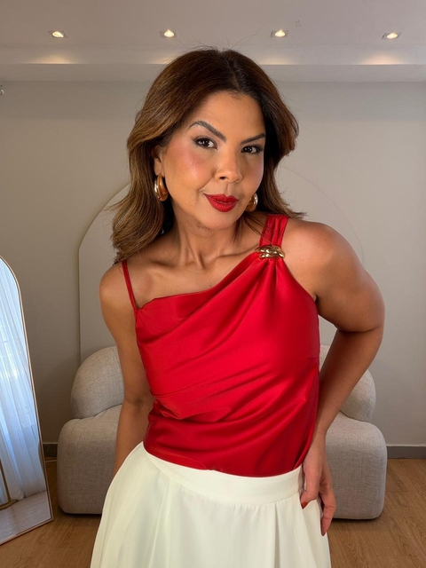 BLUSA DE CETIM DETALHE DOURADO - comprar online