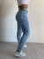 Calça Mom Jeans na internet