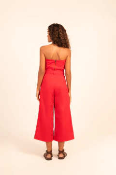 Calça Dani vermelho na internet