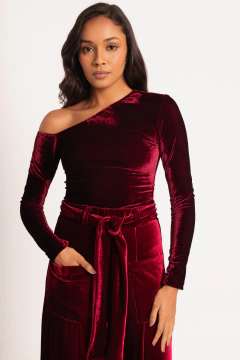 Calça Pantacourt de Veludo Cora - comprar online