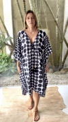 Kaftan Poá Preto e Branco Curto