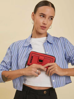 Billetera Lucía Rojo en internet