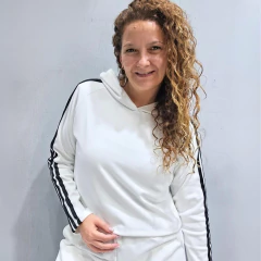 BUZO CON CAPUCHA Y TIRAS LATERALES BLANCO - tienda online