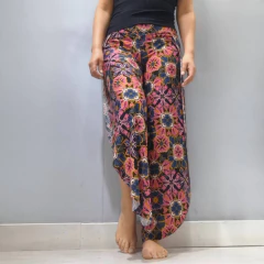 PANTALON ABIERTO FLORES en internet
