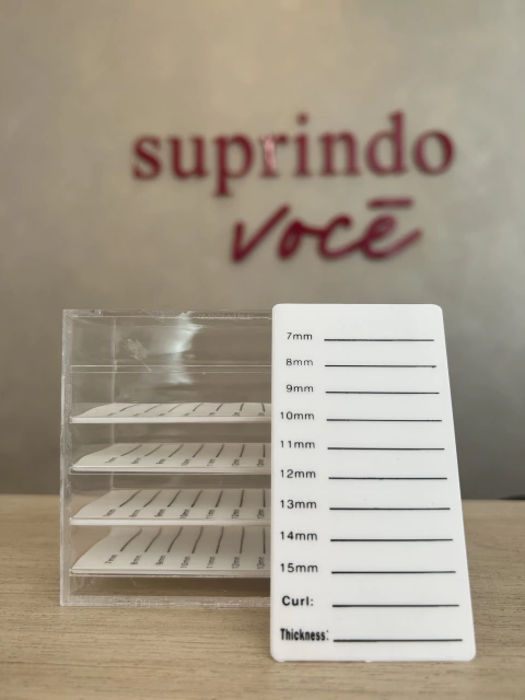 Caixa de Acrílico Para Armazenar Cílios