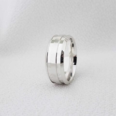 Aliança de prata reta com 2 frisos e pedras 8mm - Infinito | Joalheria online - Alianças, Anéis e Joias