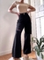 Jean wide leg negro c/ tajos en internet