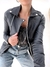 Campera engomada en internet