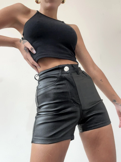 Short engomado clásico