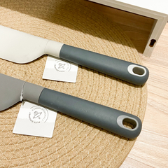 ESPATULA REPOSTERA SILICONA GRIS - comprar online