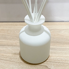 DIFUSOR MINI BOTELLON VIDRIO BLANCO en internet