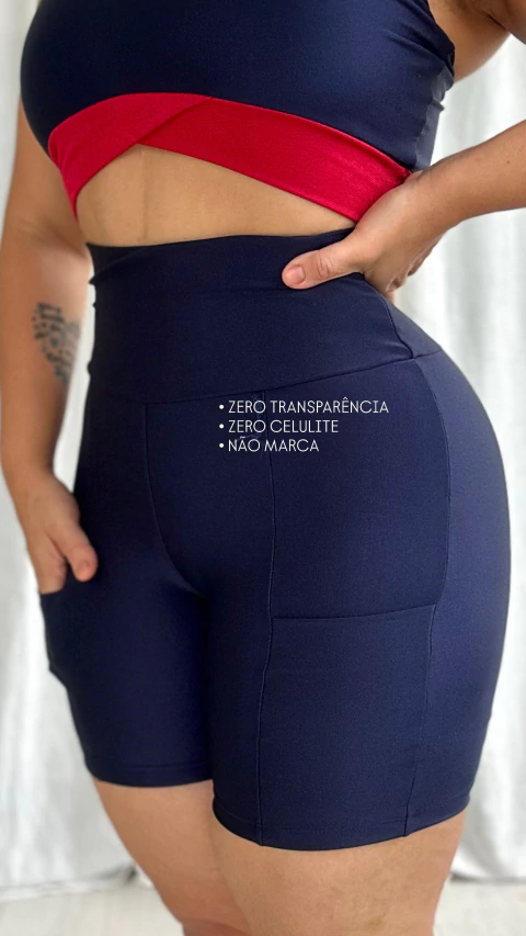 Short Prada com Bolso Azul Profundo - comprar online