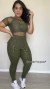 conjunto poliamida live verde militar - EFITNESS