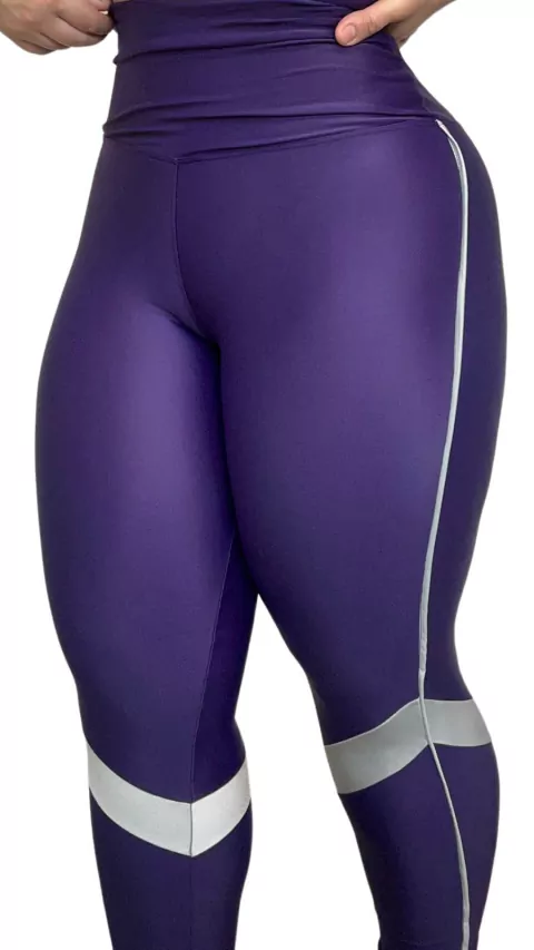 Calça prada Monique uva