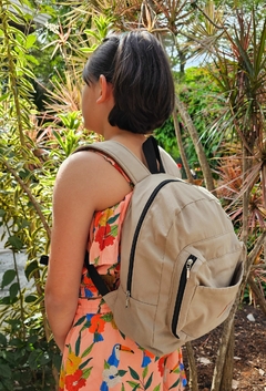 Mochila Passeio Colorful Ocre - comprar online