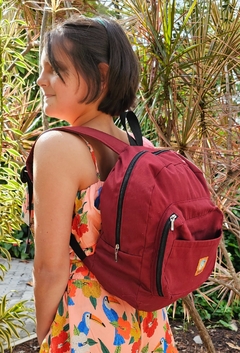 Mochila Jardim Colorful Carmim