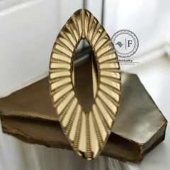 Fivela Metal Modelo Chuca Rajada 5,5cm x 2,5cm Cor Dourado 6pçs