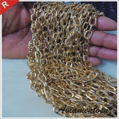 CORRENTE POR METROS ALUMÍNIO 8MM X 10MM DOURADO