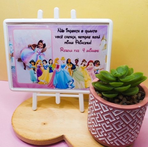 Porta Retrato cavalete Princesas